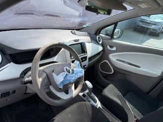 Renault Zoé WITH COCKPIT AND AIRBAGS PAKKET 2X ZOE picture 6