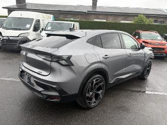 Schadeauto Renault  RAFALE ETECH PLUGIN HYBRID 4 CONTROL ALPINE 4X4 2024/12