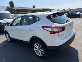 Vaurioauto  passenger cars Nissan Qashqai  2017/11