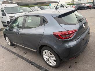 uszkodzony samochody osobowe Renault Clio  2020/10