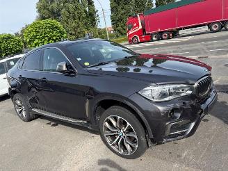 Schadeauto BMW X6 4x4 2018/6