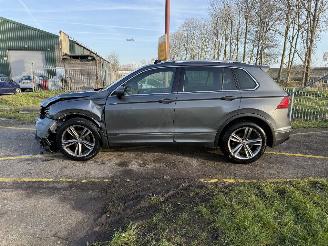 Volkswagen Tiguan 1.4 TSI ACT Highline R picture 3