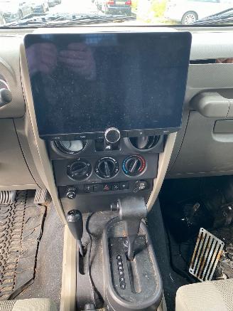 Jeep Wrangler UNLIMITED 3.8 Sahara picture 12