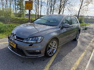  Volkswagen Golf 1.4 TSI Connected Series Automaat 2016/9