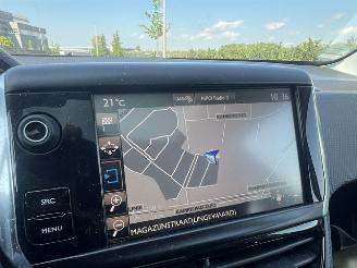 Peugeot 2008 Blue lion edition AUTOMAAT picture 11
