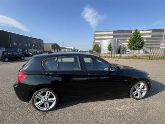 BMW 1-serie 114i EDE High Executive picture 6