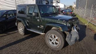 krockskadad bil auto Jeep Wrangler 3.8 v6 sahara 148459km super aparte auto! 2010/1