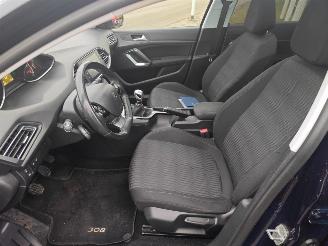 Peugeot 308 1.2 e-thp bleu lion ex. mooie auto lichte schade ijdbaar picture 15