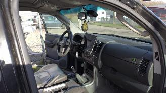 Nissan Path-finder 2.5 DCI BAD ASS Edition Grijs kenteken Nieuwe APK!! picture 16