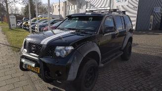 Nissan Path-finder 2.5 DCI BAD ASS Edition Grijs kenteken Nieuwe APK!! picture 3