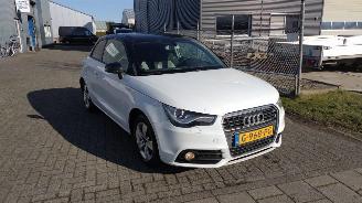 Coche accidentado Audi A1 1.2 s edition rijdbare schade 2011/1