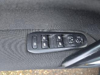 Peugeot 308  picture 8