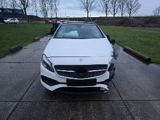 Coche accidentado Mercedes A-klasse a200 2015/10