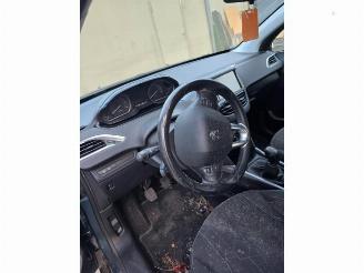 Peugeot 2008 2008 (CU), MPV, 2013 / 2019 1.6 Blue HDi 75 picture 9