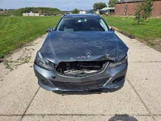 skadebil auto Mercedes E-klasse  2015/9