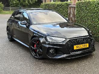 Vaurioauto  passenger cars Audi Rs4 2.9 TFSI BITURBO QUATTRO  SPORT 450PK 2024 2024/9
