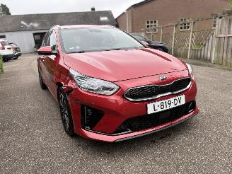 Kia Ceed 1.6 GDI PLUG IN HYBRID DynamicPlusLine 119PK AUTOMAAT picture 5