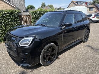 Unfallwagen Mini Countryman SE ALL4 John Cooper Works M 66.5 kWh 330 PK 2024/9