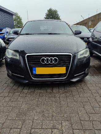 skadebil auto Audi A3 2.0 TDI 16V Hatchback 4Dr Diesel 1.968cc 103kW (140pk) FWD 2009-11/2013-03 (8PA) CFFB 2011/3
