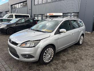 Auto incidentate Ford Focus Wagon 1.8 2010/3