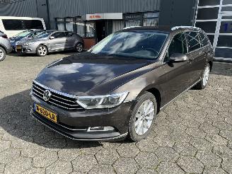 Schadeauto Volkswagen Passat 1.8 TSI Business Edition R 2017/4