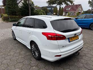 Ford Focus 1.5 EcoB.SCTi WAG picture 3