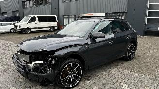 Schadeauto Audi Q5 55 TFSI E Quattro Competition 2020/3