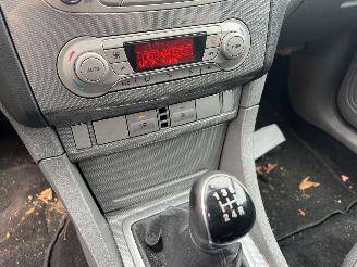 Ford Focus Wagon 1.8 Limited picture 15