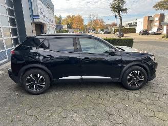 Peugeot 2008 1.2 PureTech Allure Automaat picture 5