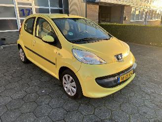 Peugeot 107 1.0 12V XS Automaat picture 7