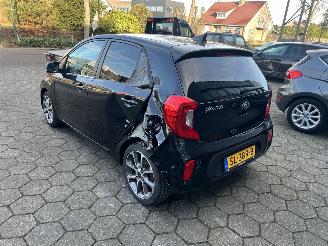 Kia Picanto 1.0 CVVT Design Edition picture 3