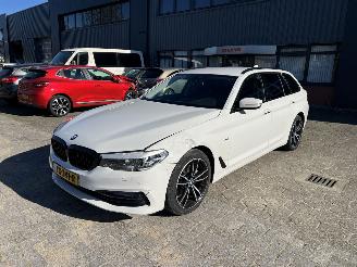 Coche accidentado BMW 5-serie 520i High Executive 2018/3