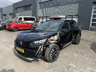 Voiture accidenté Peugeot 2008 EV Allure Pack 50 kWh 2023/5