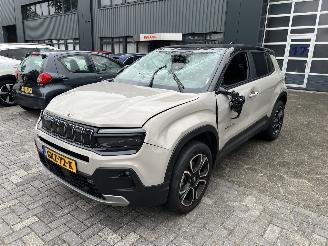 Unfallwagen Jeep Avenger 1.2 E-HYBRID SUMMIT 2024/1