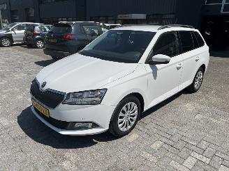 Auto incidentate Skoda Fabia Combi 1.0 TSI Bus. Edition 2020/3