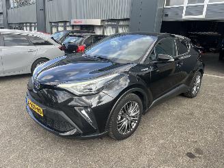 uszkodzony samochody osobowe Toyota CH-R 2.0 Hybrid Executive 2020/12