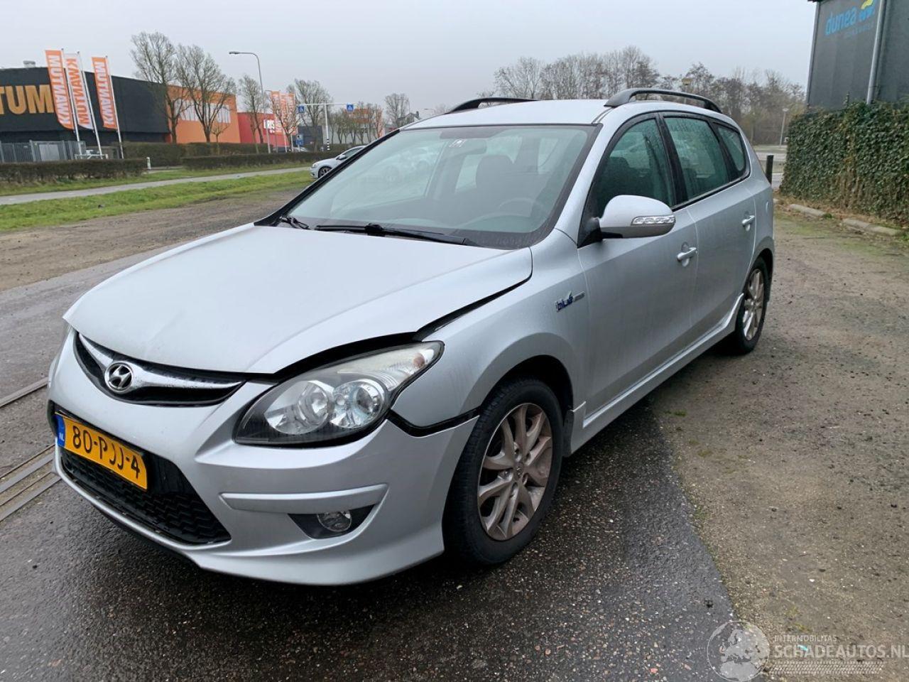 Hyundai I-30 1.6 CVVT 16V Combi/o  Benzine 1.591cc 93kW (126pk) FWD 2008-02/2012-06 (F5P6; F5PA; F5PE; F5PI) G4FCG