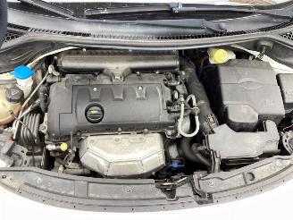 Peugeot 207 1.6 16V Combi/o  Benzine 1.598cc 88kW (120pk) FWD 2007-06/2009-06 (WE5FW; WU5FW) EP6; 5FW picture 8