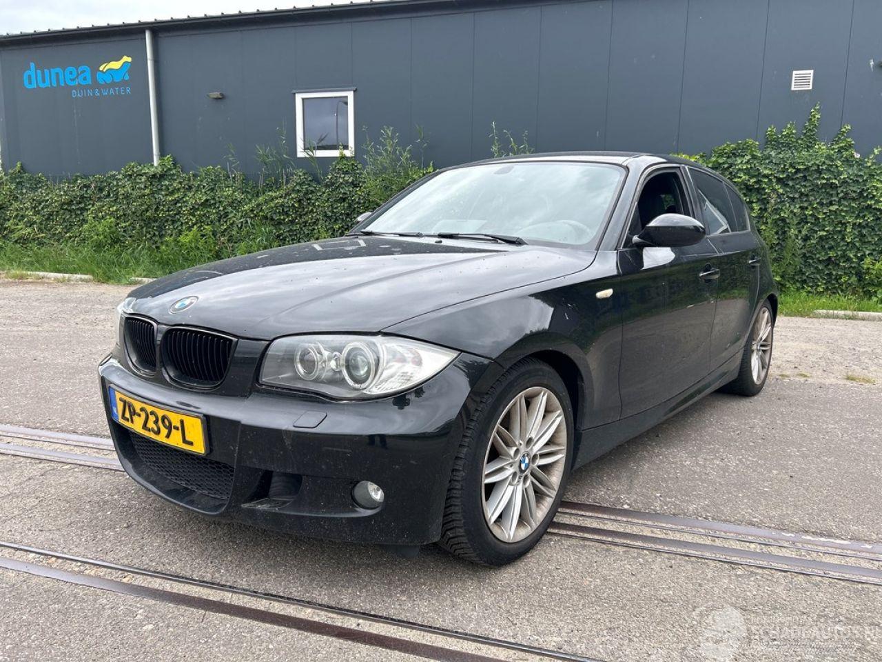 BMW 1-serie 116i 2.0 16V Hatchback 4Dr Benzine 1.995cc 90kW (122pk) RWD 2009-01/2011-06 (UH31; UH32) N43B20A