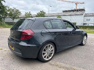 BMW 1-serie 116i 2.0 16V Hatchback 4Dr Benzine 1.995cc 90kW (122pk) RWD 2009-01/2011-06 (UH31; UH32) N43B20A picture 5