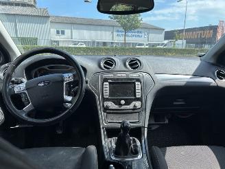 Ford Mondeo 2.0 16V Combi/o  Benzine 1.999cc 107kW (145pk) FWD 2007-03/2015-01  A0BA; A0BC picture 10