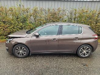Peugeot 308 1.6 16V THP Hatchback 4Dr Benzine 1.598cc 92kW picture 2