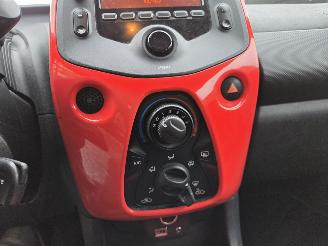 Citroën C1 1.0 e-VTI Shine picture 12