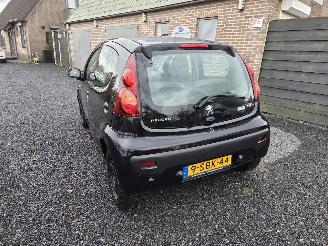 Peugeot 107 Access Accent picture 4
