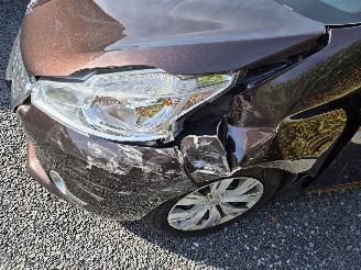 Peugeot 208  picture 5