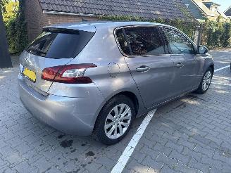 Peugeot 308 1.2 puretech style PANO picture 3