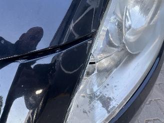 Ford Grand C-Max Titanium picture 10