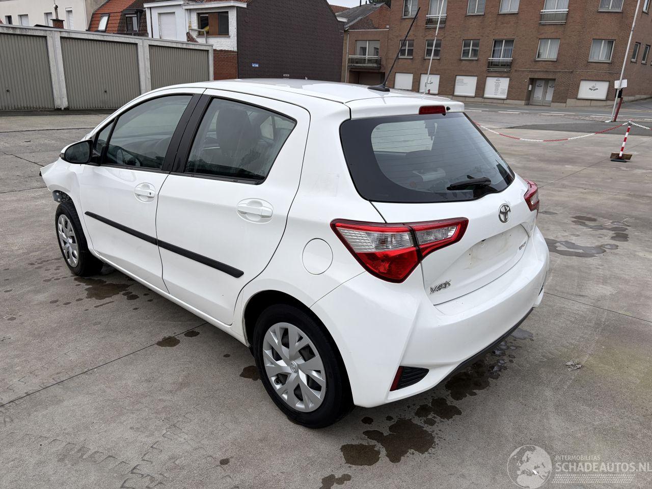 Toyota Yaris 1.0i - 12V