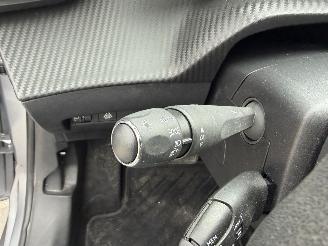 Peugeot e-208 II 136 ALLURE PACKET 50KWH picture 13