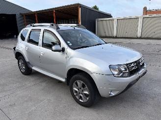 Vaurioauto  passenger cars Dacia Duster 4x4 1.5 DCI - 8V TURBO 2024/9